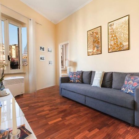 Postcard From St Peter'S Dome Apartment Exterior photo